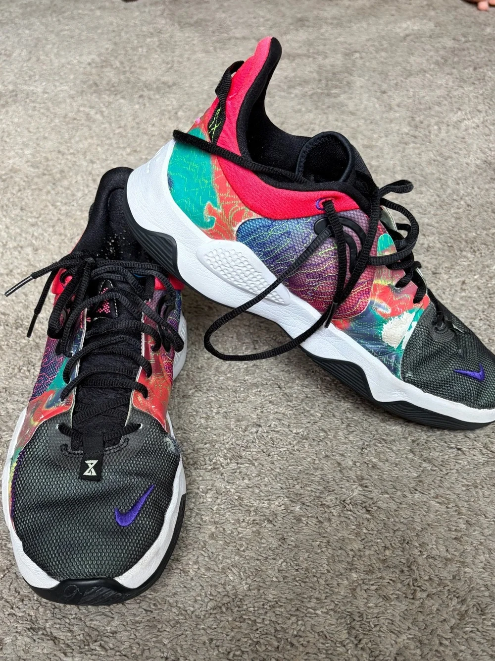 Men’s Basketball Shoes